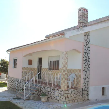 Seriz House - Family With Pool, Bbq & Garden Near The * Sesimbra