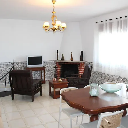 Seriz House - Family With Pool, Bbq & Garden Near The